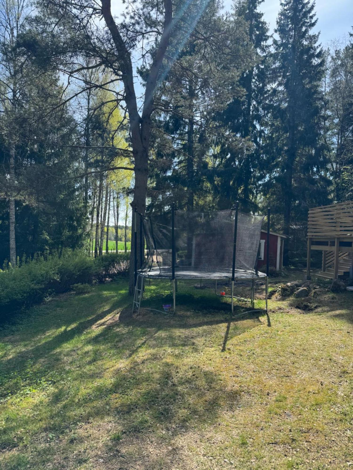 Mysig Stuga I Naevesta Örebro Exteriér fotografie