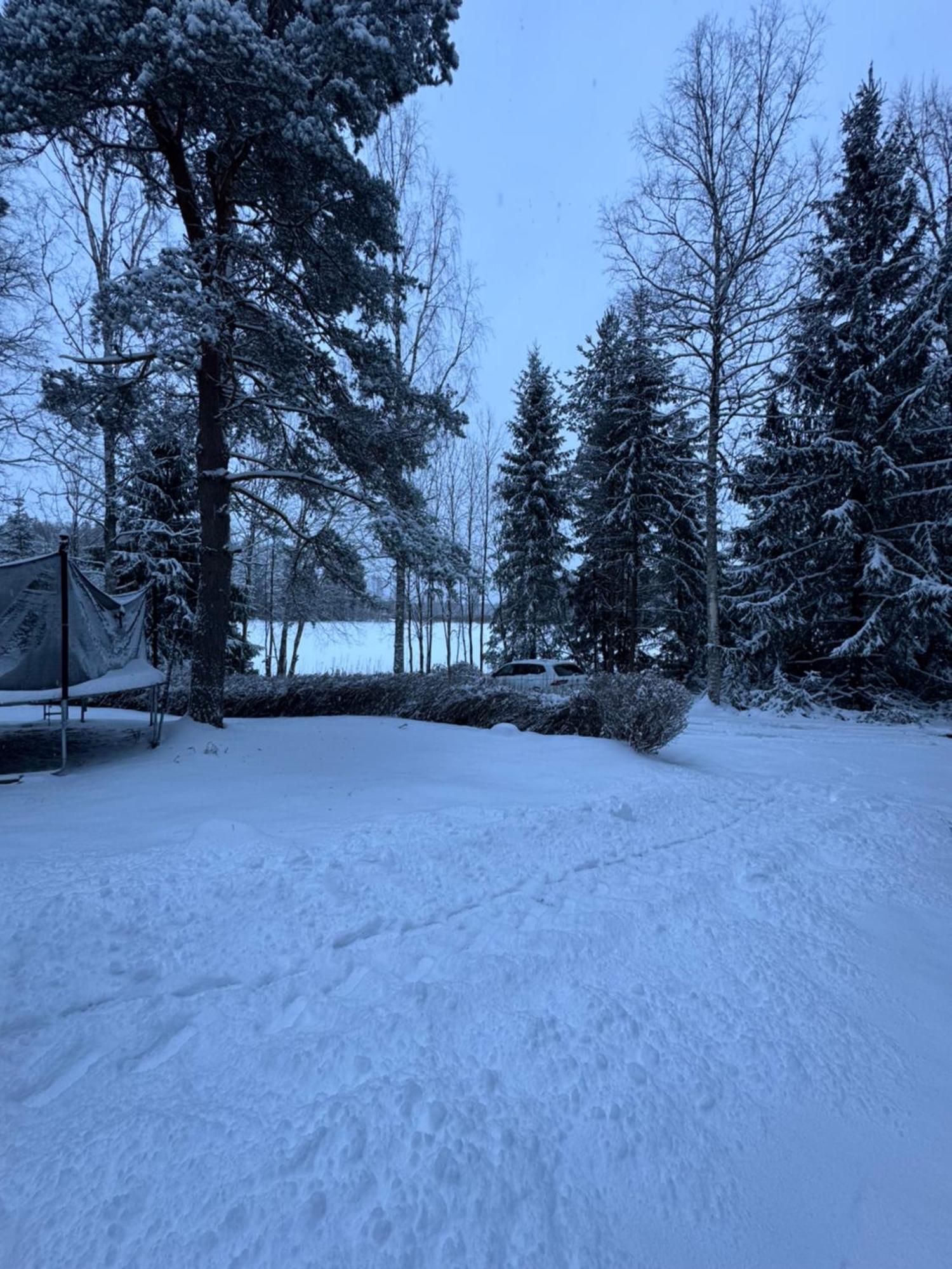 Mysig Stuga I Naevesta Örebro Exteriér fotografie